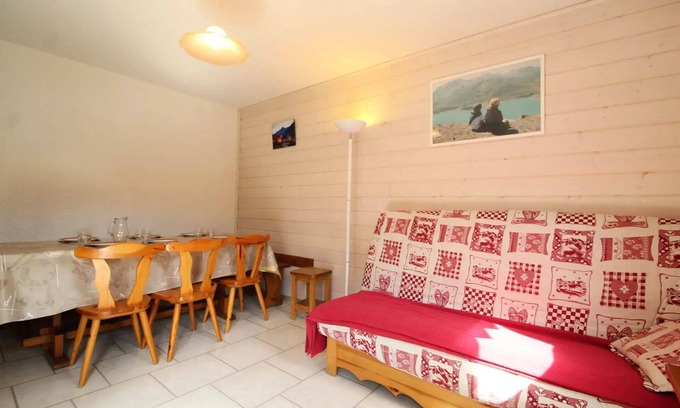 Lanslevillard Apartment | Residence Chevallier - 3 Rooms for 6 People