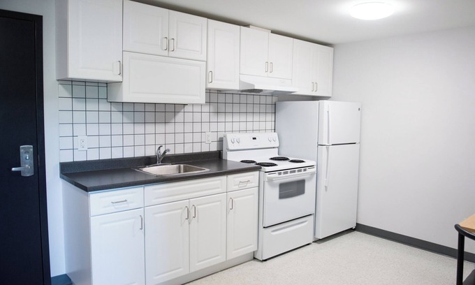 North Bay Apartment | Residence & Conference Centre - North Bay