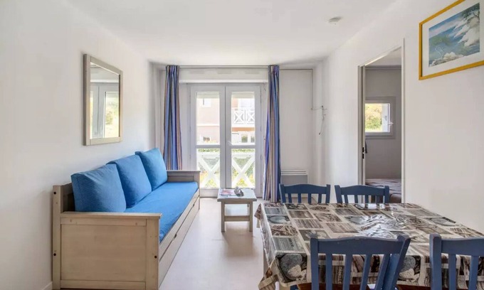 Carnoux-en-Provence Apartment | Residence Debussy - maeva Home - 2 Room Apartment 4 People - Budget