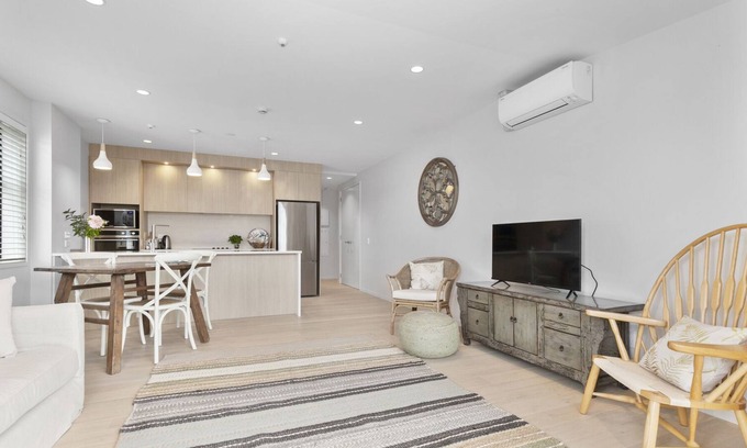 Orewa House | Residence De La Mer - Orewa Holiday Apartment