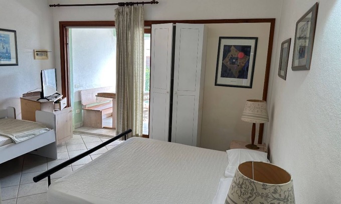Bonalaccia-Filetto Condo | Residence dolores cozy two-room apartment
