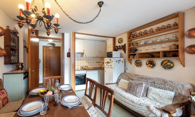 Dolonne Apartment | Residence Dolonne, Courmayeur, Italy