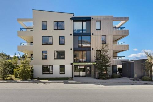 Arthur's Point Apartment | Residence Du Parc 5 at the base of Coronet Peak