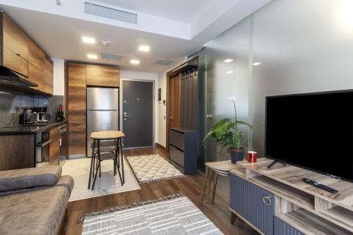 Cumhuriyet Apartment | Residence Flat With Excellent Location in Sisli