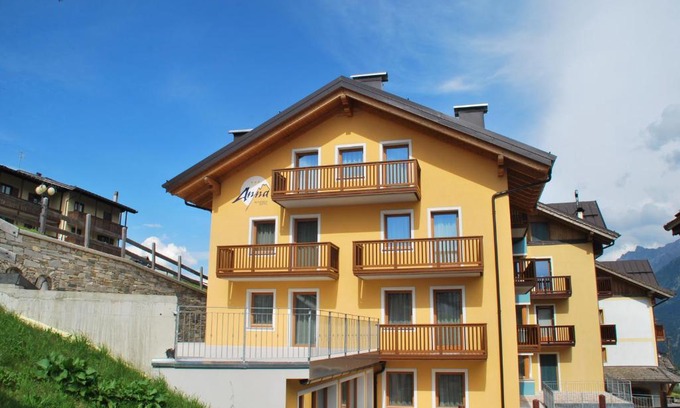 Passo del Tonale Apartment | Residence Hotel Anna