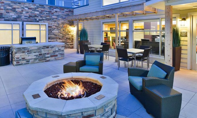 Champaign Hotel | Residence Inn by Marriott - Champaign