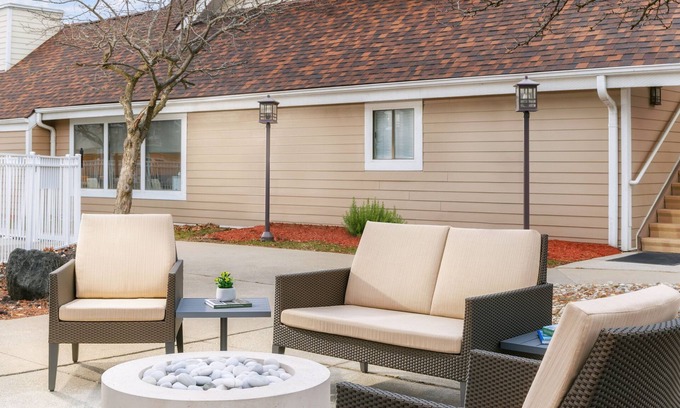 Madison Heights Hotel | Residence Inn by Marriott Detroit Troy/Madison Heights