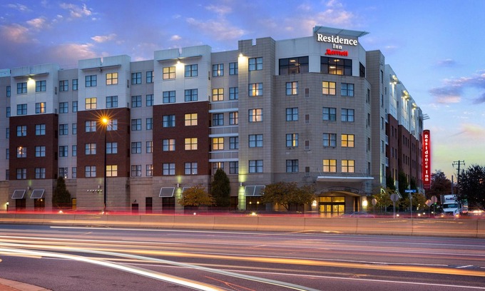Springfield Hotel | Residence Inn by Marriott Springfield Old Keene Mill