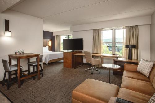 Norfolk - Virginia Beach Hotel | Residence Inn by Marriott Norfolk Airport