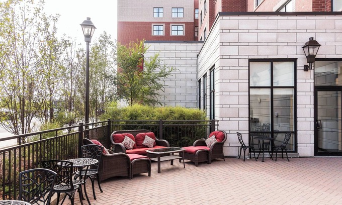 Alta Vista Hotel | Residence Inn by Marriott Ottawa Airport