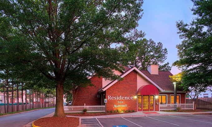 Richmond Hotel | Residence Inn by Marriott Richmond West End