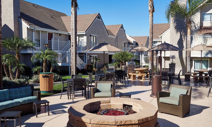Delthorne Hotel | Residence Inn By Marriott Torrance Redondo Beach