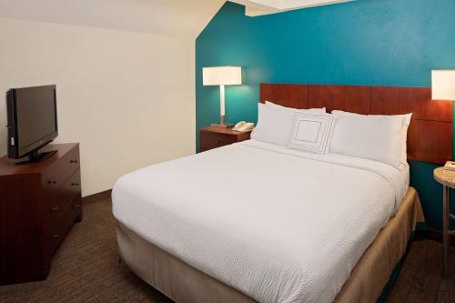 Lyndon Hotel | Residence Inn Louisville East