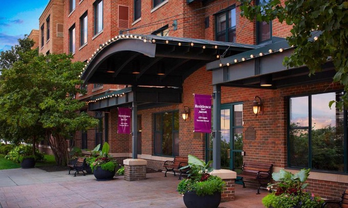 Mill District Hotel | Residence Inn Minneapolis Downtown at The Depot