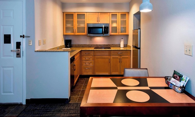 East Syracuse Hotel | Residence Inn Syracuse Carrier Circle
