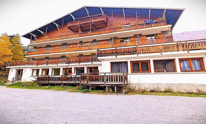 Vallouise-Pelvoux Apartment | Residence Le Belvedere - Warm apartment T3 of 42 m2full south 4/6 persons