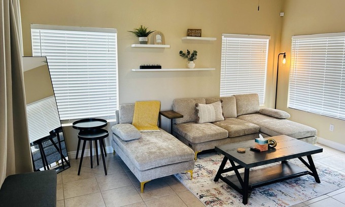 Las Vegas House | Residence Near Summerlin Area