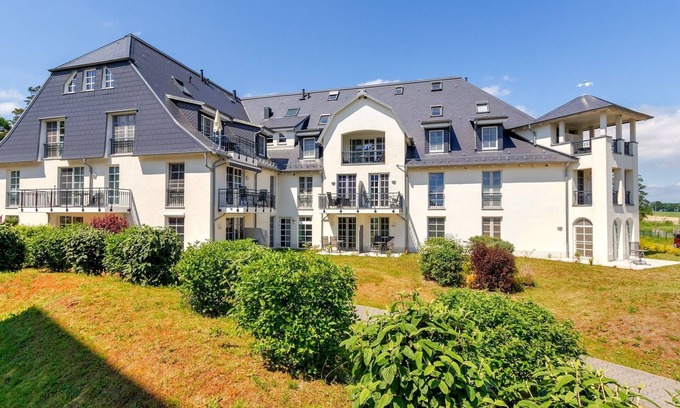 Balm Apartment | Residence on Lake Balmer - BS 57