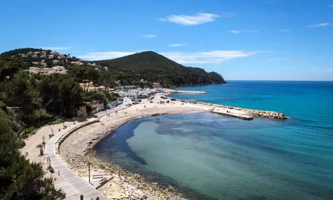 La Madrague Villa | Residence Superbellevue - Studio Saint Cyr