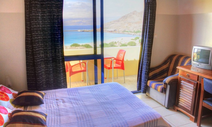 Mindelo House | Residence With Sea View, Very Comfortable, 5mn To The Centre Town And The Beach