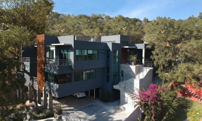 Zapopan House | Residencia y Piscina Climatizada