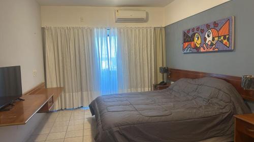 Praia do Meio Apartment | Residencial Ayambra