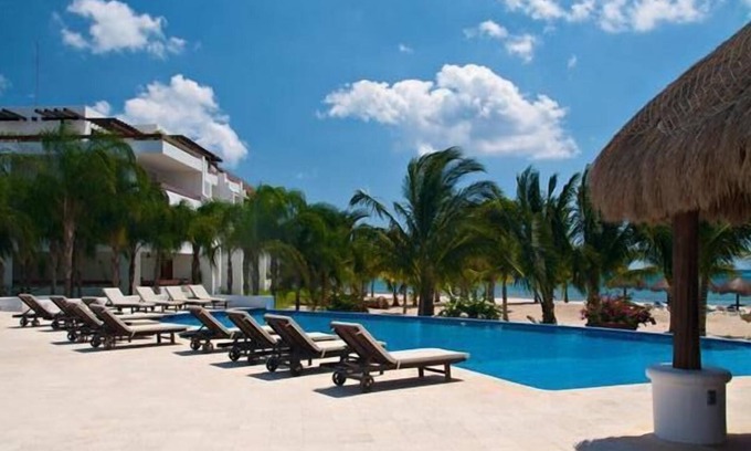 Costa Maya Condo | Residencias Reef- Beach & Pool Front. Private Condo. Large 3 King Bedroom