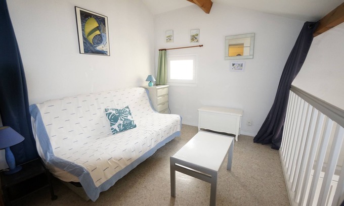 Saint-Hilaire-de-Riez Condo | Residential house with swimming pool