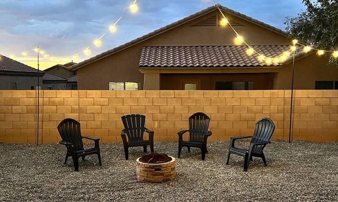 Tucson House | Residential Home, 3 Bedroom, 4 Beds, 2 Bath