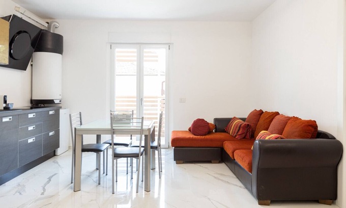 Cavaria Con Premezzo Apartment | RESIDENZA LINDA MXP TERMINAL -IXIHOME