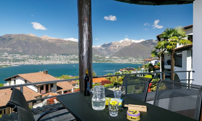 Piazzogna Apartment | Residenza Miralago Apt. B15 by Interhome