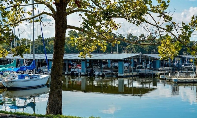 Seven Coves Hotel | Resort Attractions