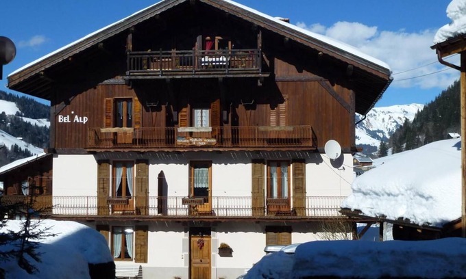 Areches Apartment | Resort center, 2nd floor, parking, tv, 44m², Arêches-Beaufort
