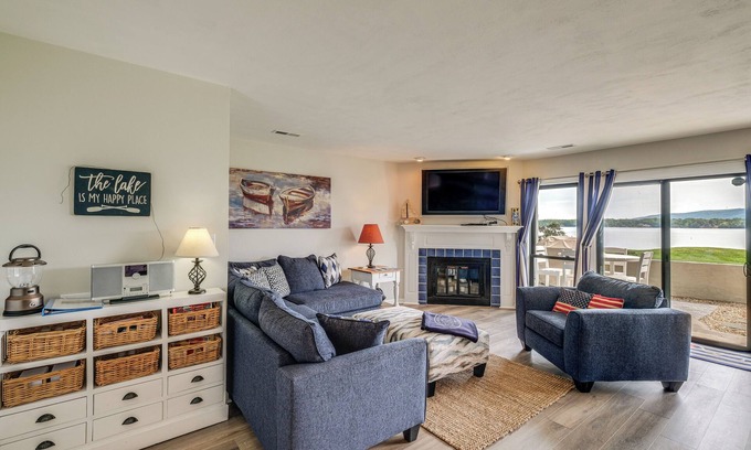 North Shore Condo | Resort Condo on Smith Mtn Lake: Linens Included!