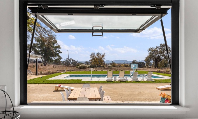 Paso Robles House | Resort-Like Amenities Inside & Out, Close to Downtown Paso, Great for Families