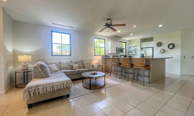 Coco Condo | Resort-Style Amenities - 4 Pools + Beach Club