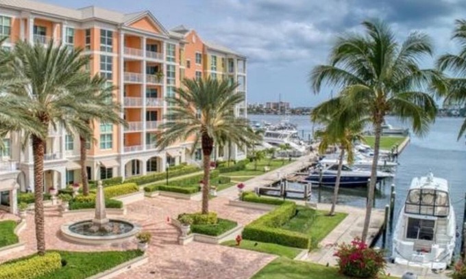 East Ocean Ave Condo | Resort Style Living 5 minutes from the beach