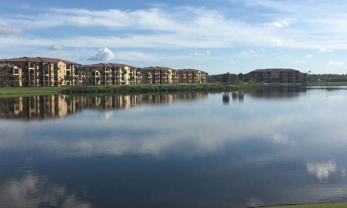 Bonita Springs Condo | Resort Style Luxury Condo - Golf Paradise!