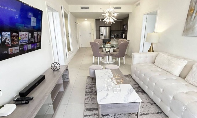 Doral Apartment | Resort Style Luxury Living in Doral, Miami