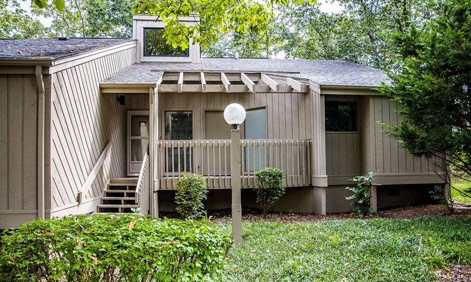 Fairfield Glade Apartment | 🌄Resort Vacations at Fairfield Glade TN Fabulous Golf Villa, two bedrooms with 4 beds!