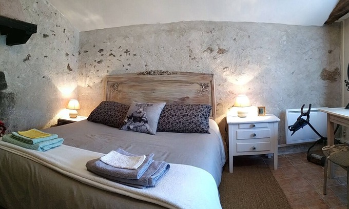 Lachaux House | Rest and enjoy the Gîte du Petit Puits. You're home!