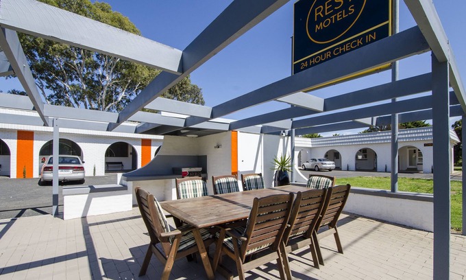 Naracoorte Hotel | Rest Motels Naracoorte