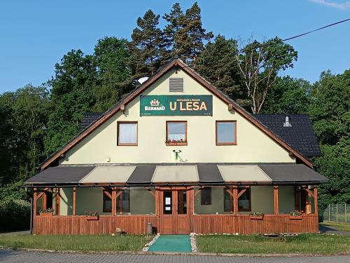 Havirov House | Restaurace a Penzion U Lesa