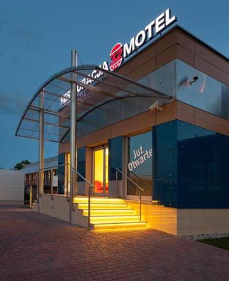 Gryfice Hotel | Restauracja 32 Motel
