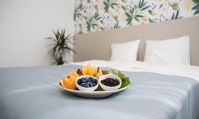 Kornik Hotel | Restauracja ,Biała Dama,