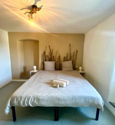 Aujac Bed & Breakfast | Restaurant des Amis
