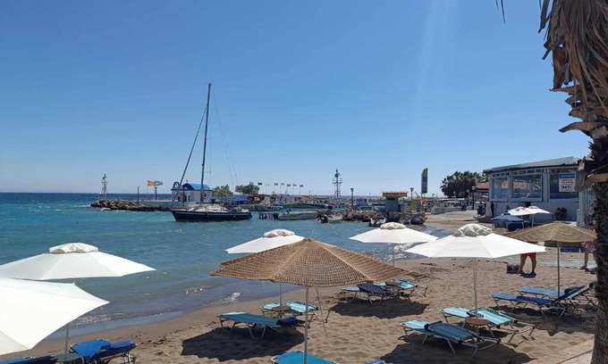 Faliraki Apartment | Restaurant Maria Suites SunSet