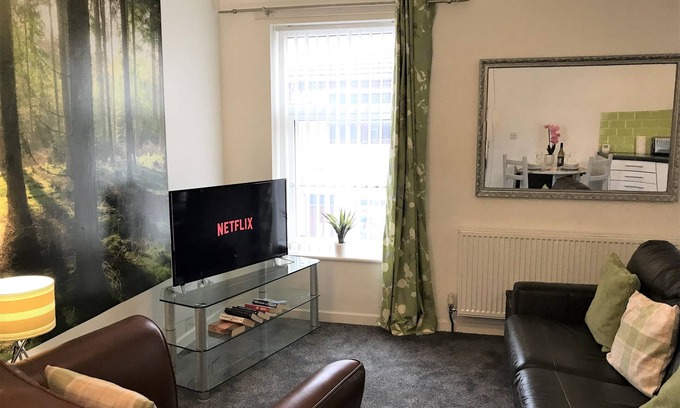 St Helens Apartment | Restful 1-Bedroom flat in St Helens