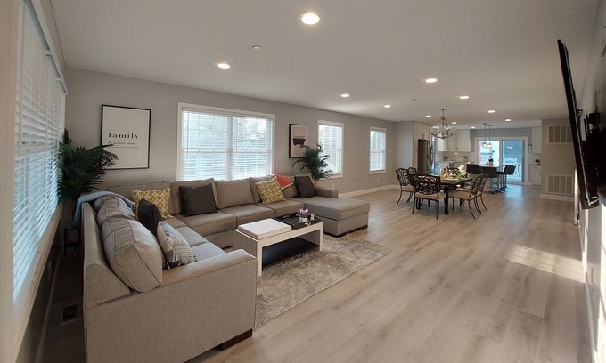 Lindenhurst House | Restful Hotel-Inspired Modern Retreat, A New Cozy 3BR, 2BA Open Concept Home