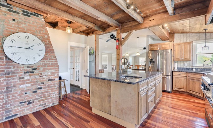 Harwich Port House | Restored 1830s Era Home - Close to Nantucket Sound